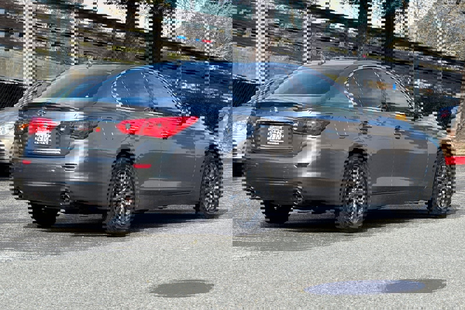 Used 2016 INFINITI Q50 Premium image 4