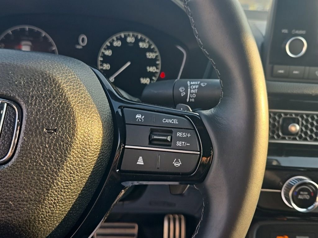 Used 2025 Honda Accord Sport image 15