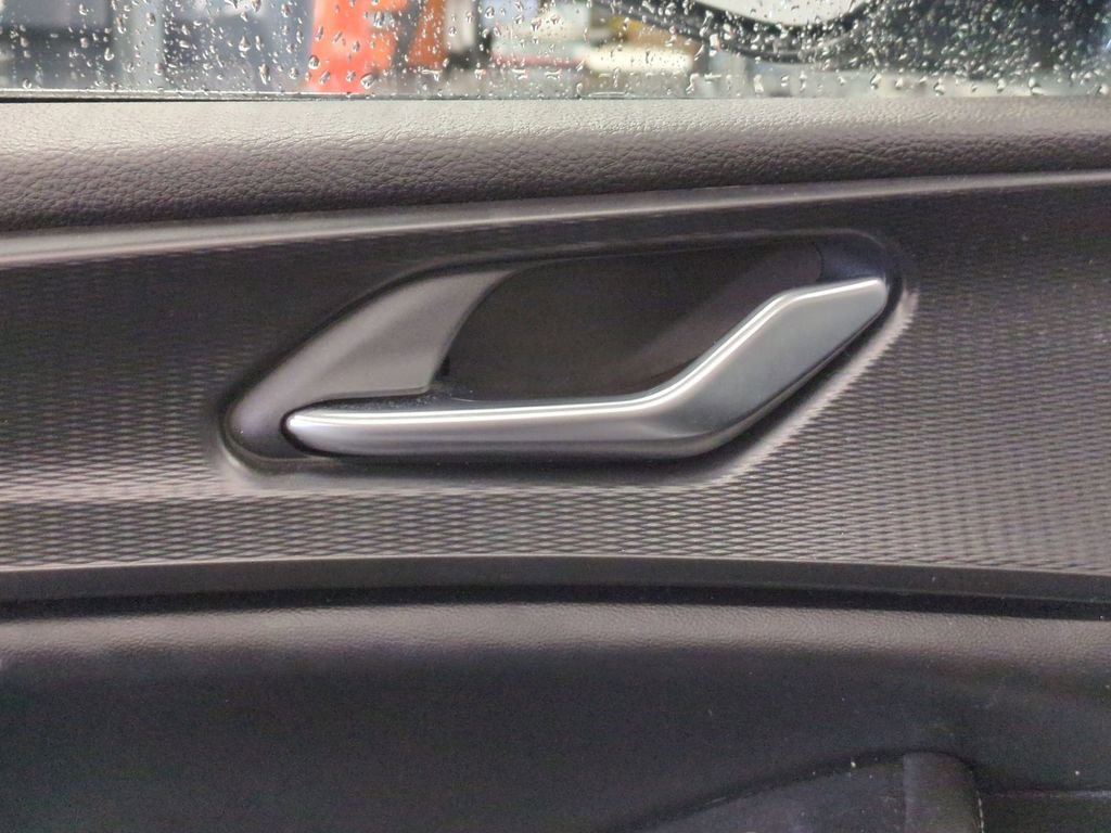 Used 2023 Jeep Grand Cherokee Altitude image 12