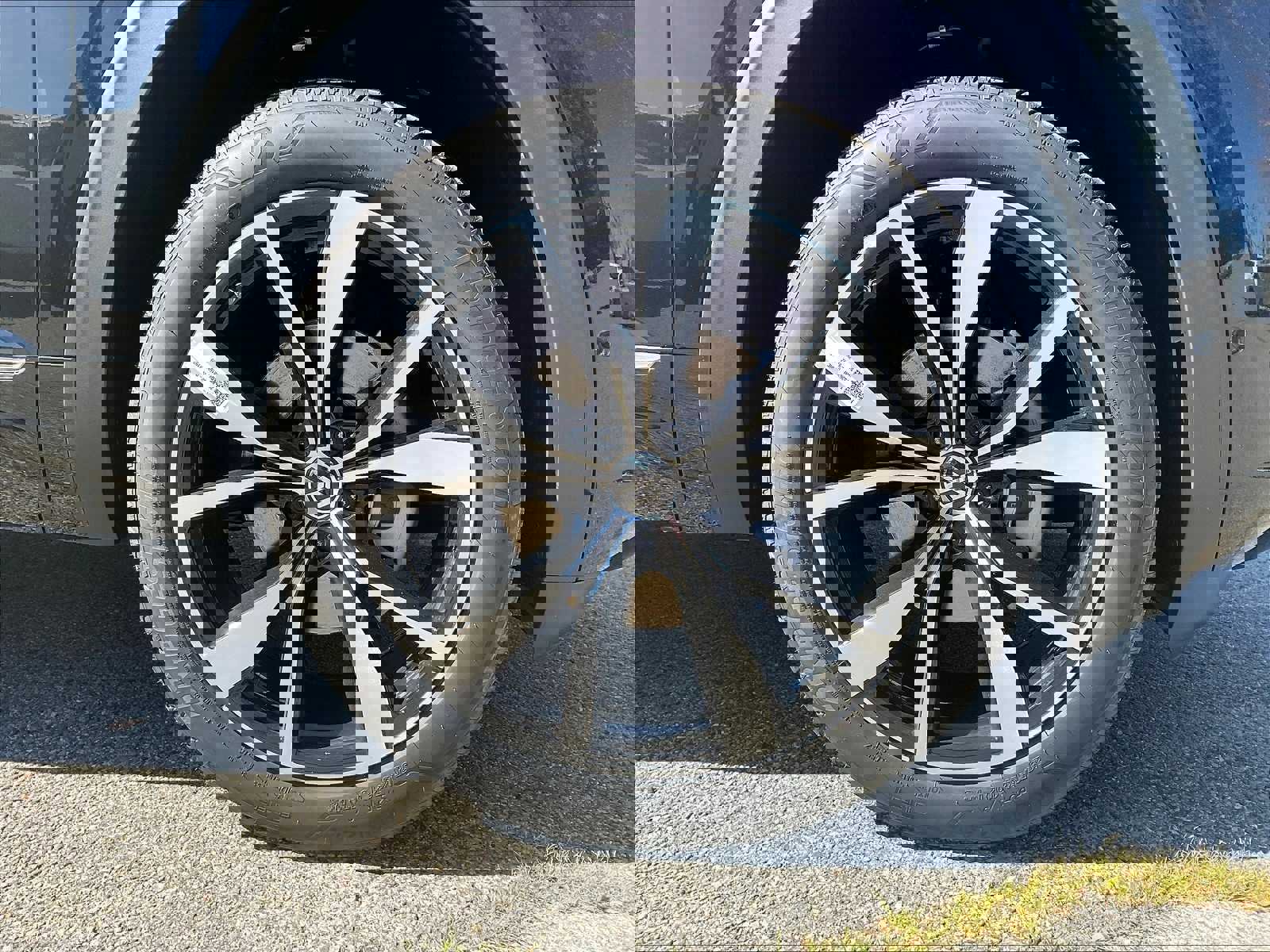 New 2026 Volkswagen Atlas SEL Premium R-Line image 8