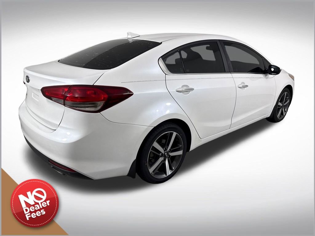 Used 2017 Kia Forte EX image 3