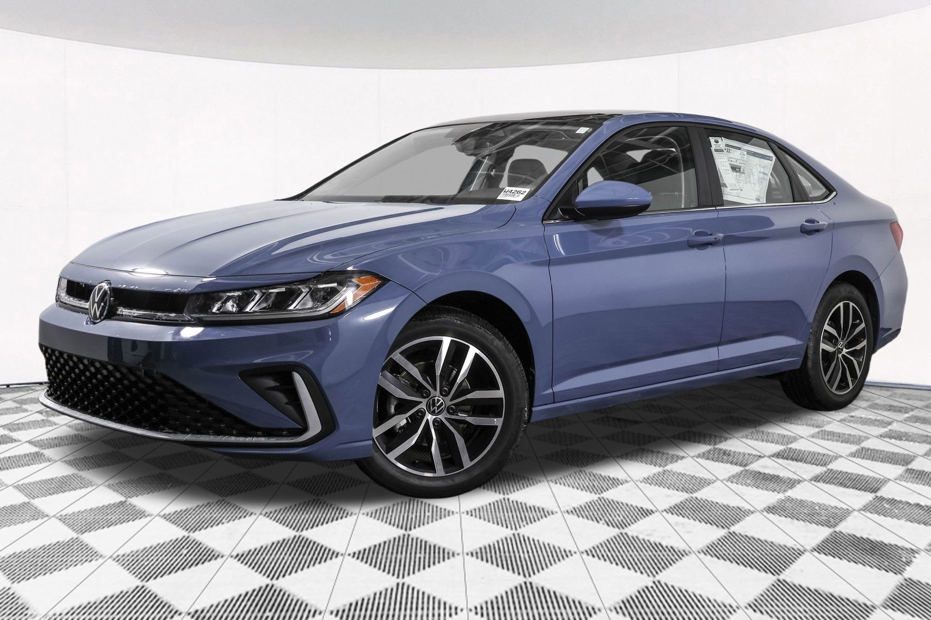 New 2026 Volkswagen Jetta SE FWD image 2