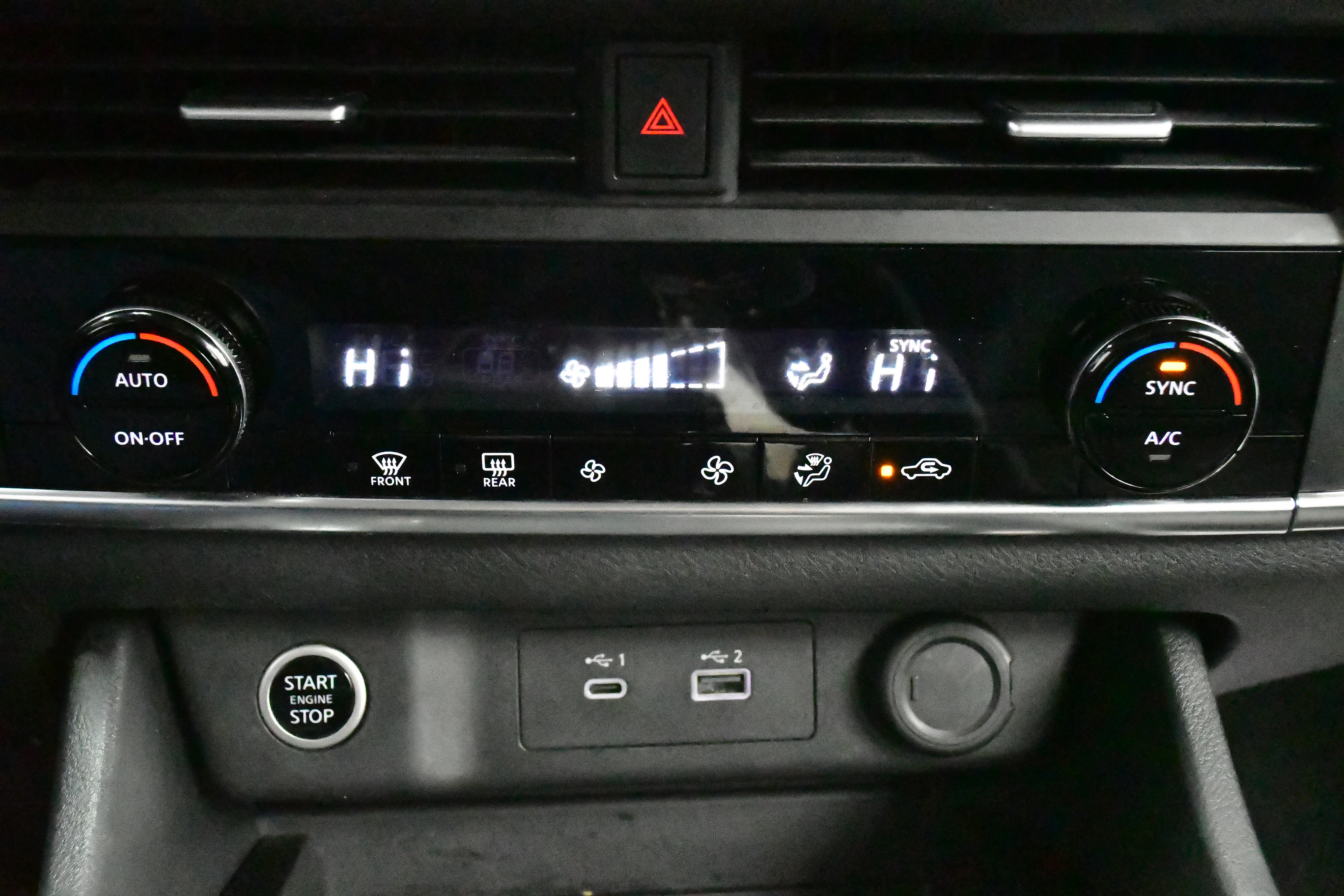 Used 2023 Nissan Rogue SV image 50