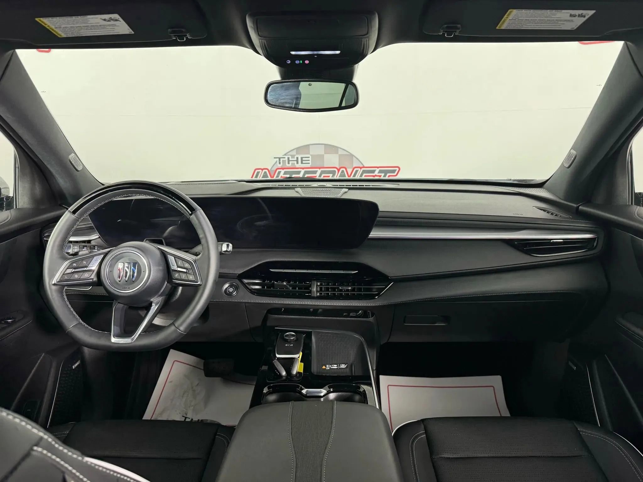 Used 2025 Buick Enclave Sport Touring w/ Super Cruise Package FWD image 6