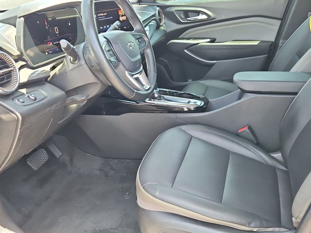 Certified 2024 Chevrolet Trax ACTIV w/ Driver Confidence Package FWD image 22