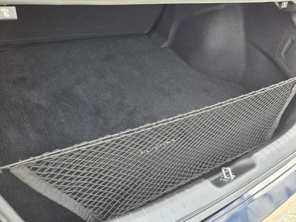Used 2025 Hyundai Elantra SE FWD image 16