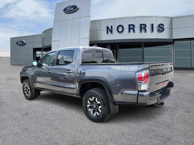 Used 2023 Toyota Tacoma TRD Off-Road w/ Technology Package AWD/4WD image 3