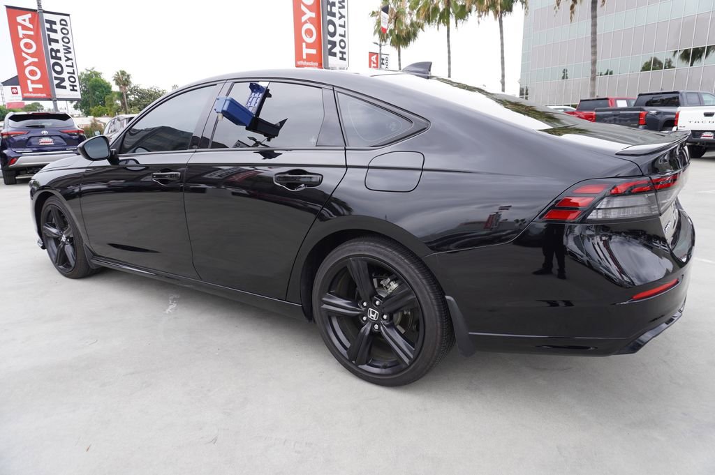 Used 2024 Honda Accord Sport image 6