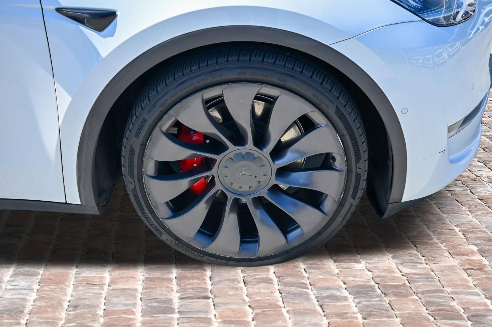 Used 2021 Tesla Model Y Performance AWD/4WD image 33