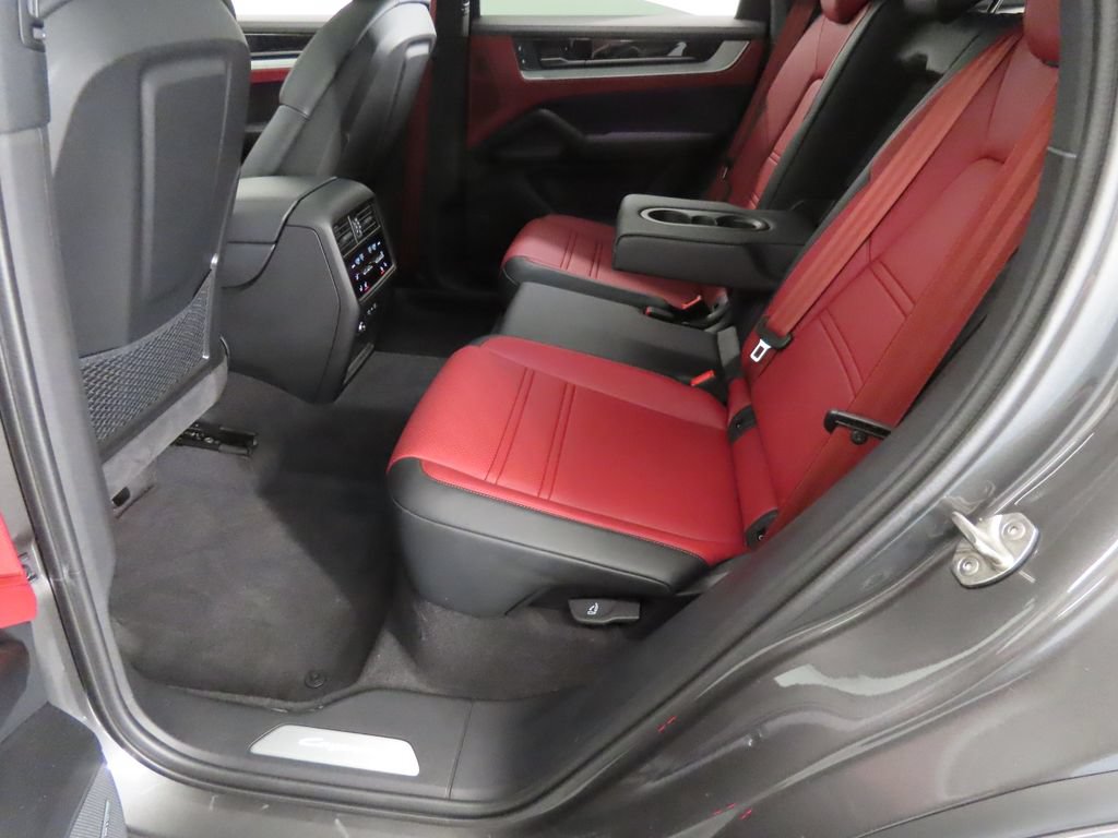 Certified 2026 Porsche Cayenne E-Hybrid Coupe AWD/4WD image 45