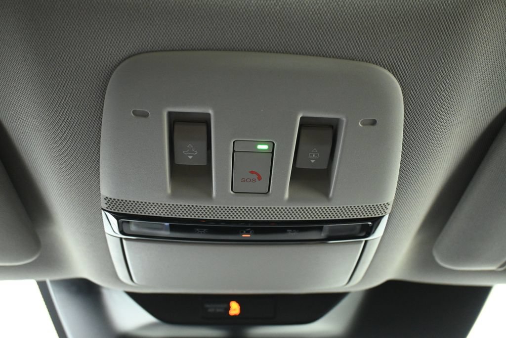 Used 2025 Nissan Murano SL AWD/4WD image 21