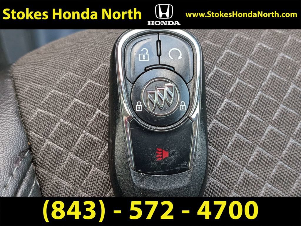 Used 2021 Buick Encore Preferred w/ Safety Package FWD image 29