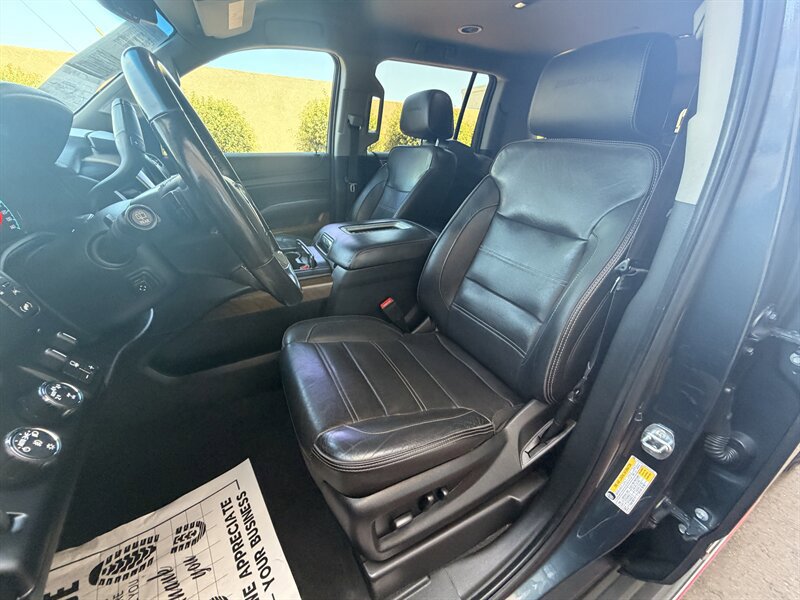 Used 2019 GMC Yukon XL Denali AWD/4WD image 18