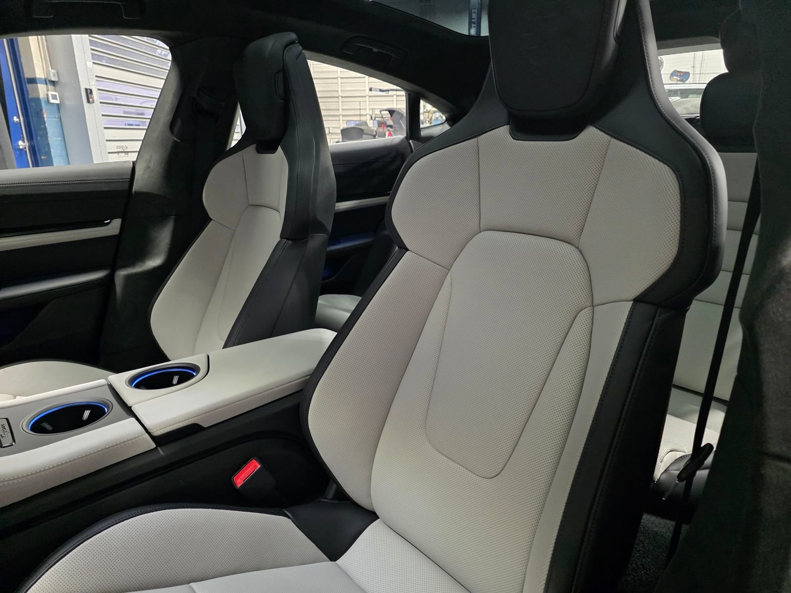 New 2026 Porsche Taycan GTS image 4