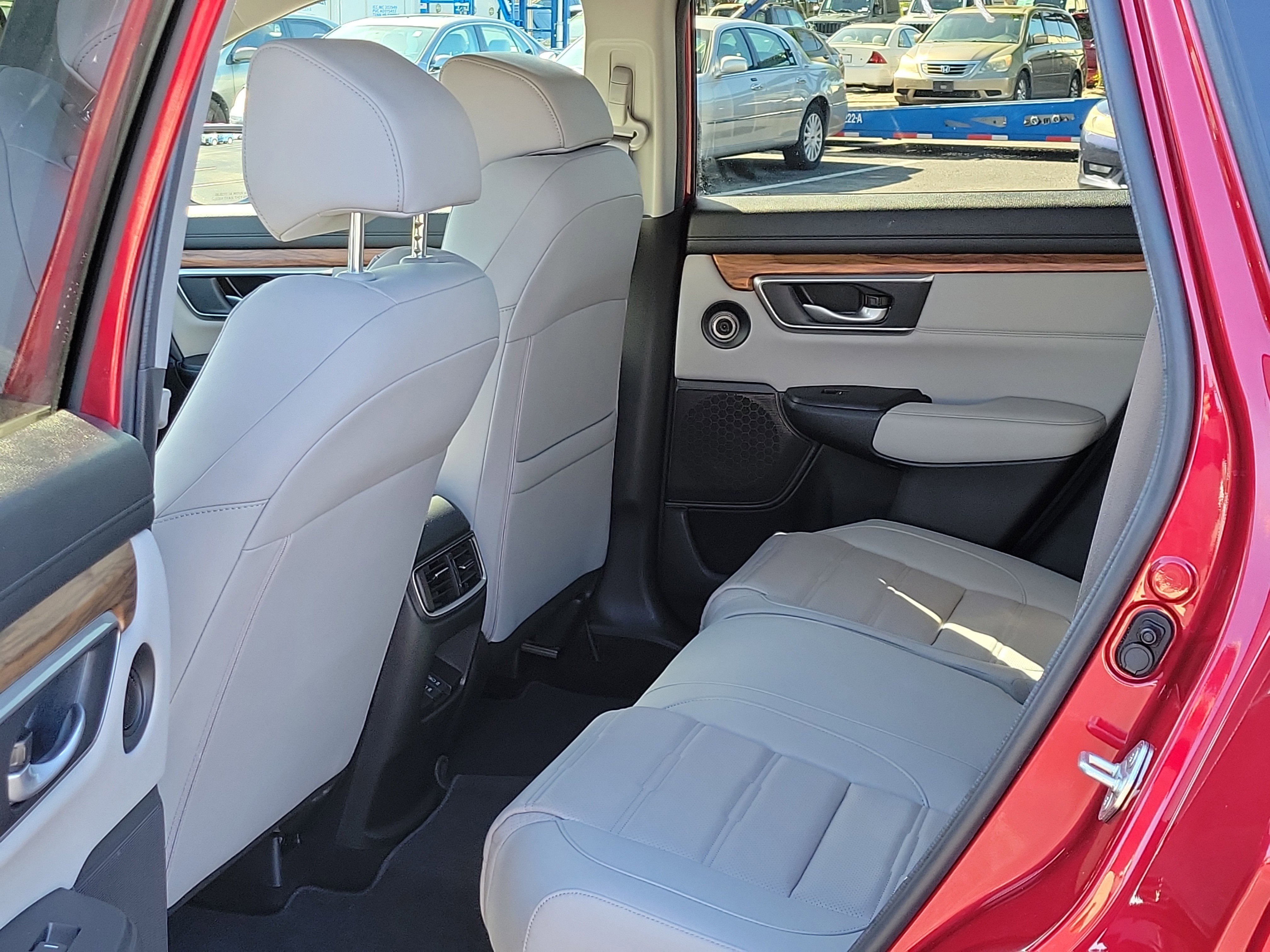 Used 2022 Honda CR-V Touring image 14