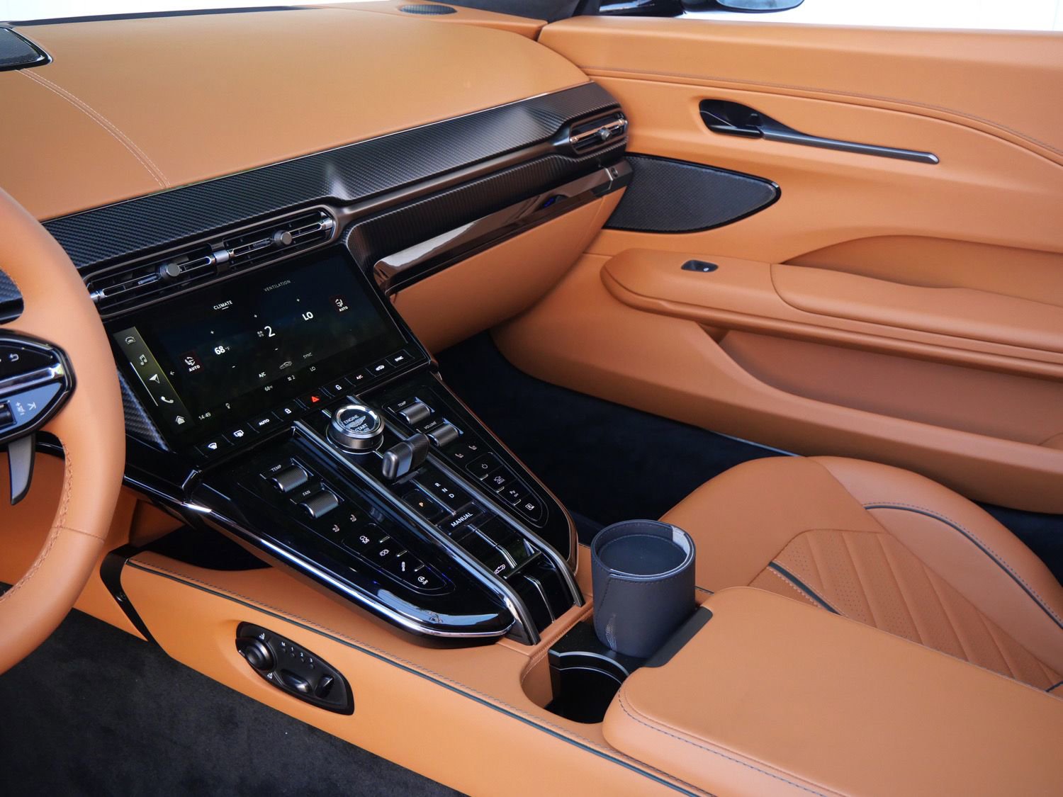 New 2026 Aston Martin V8 Vantage S RWD image 10