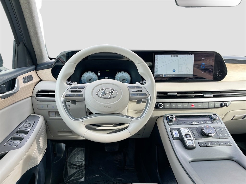 Used 2023 Hyundai Palisade Limited w/ Cargo Package image 24