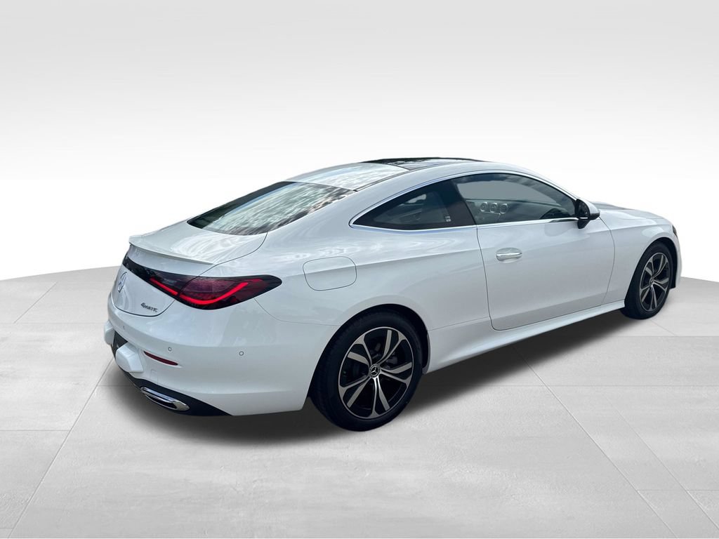 Certified 2026 Mercedes-Benz CLE 300 4MATIC Coupe image 5
