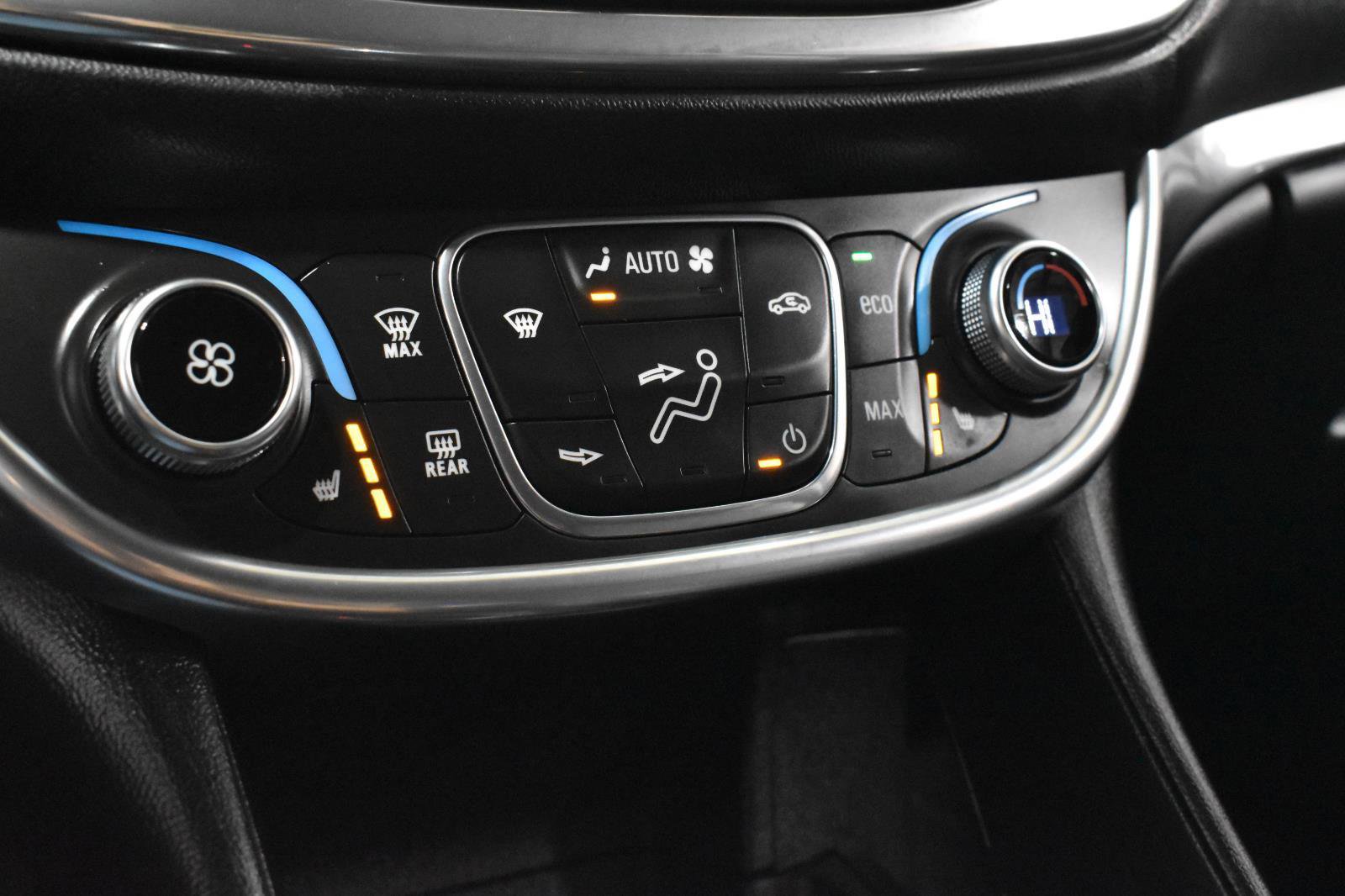 Used 2018 Chevrolet Volt Premier image 14