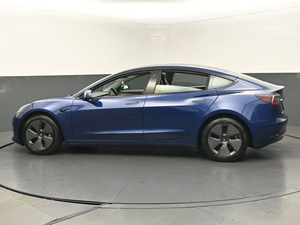 Used 2023 Tesla Model 3 Standard Range image 7