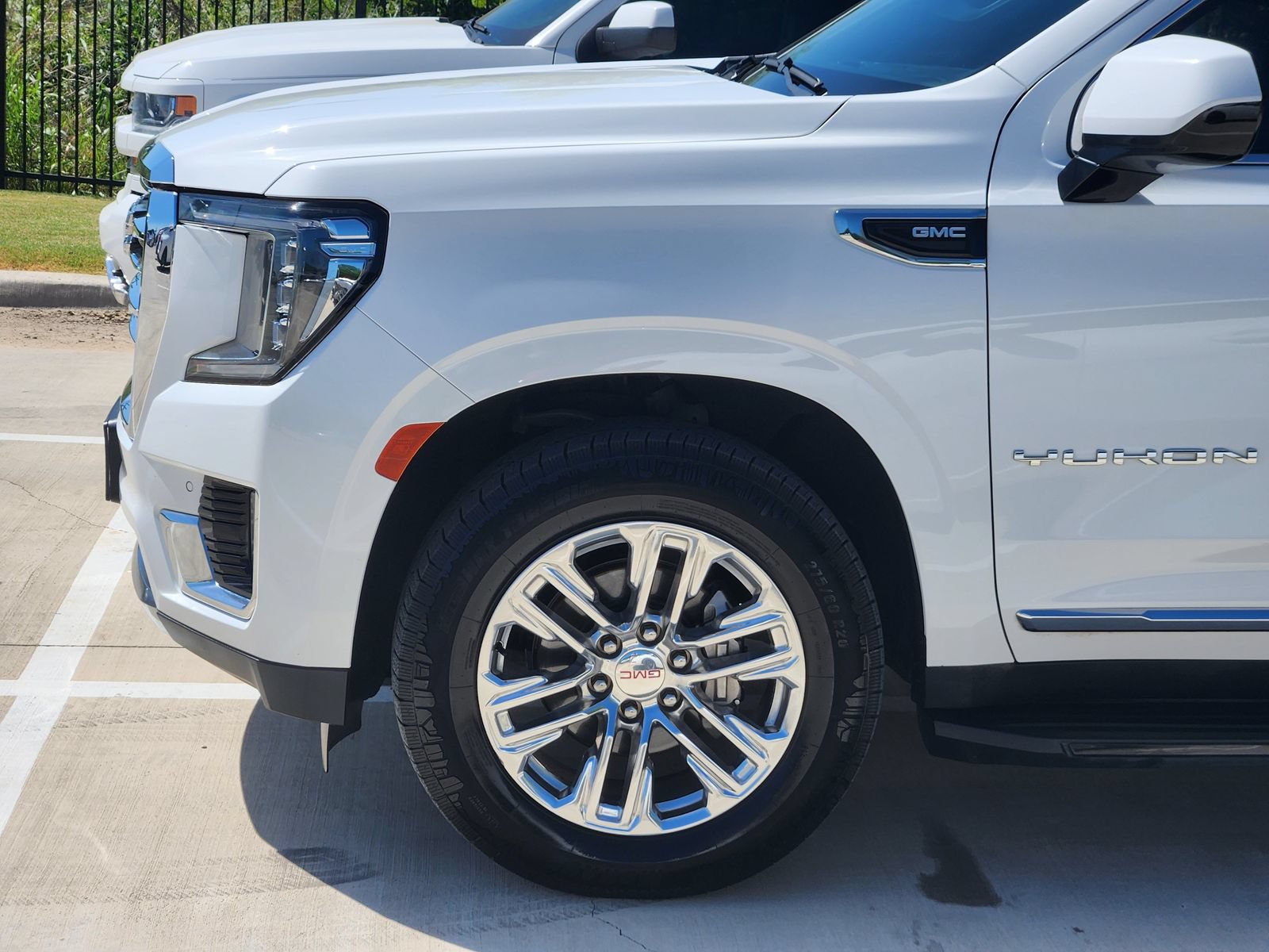 Certified 2023 GMC Yukon SLT RWD image 10