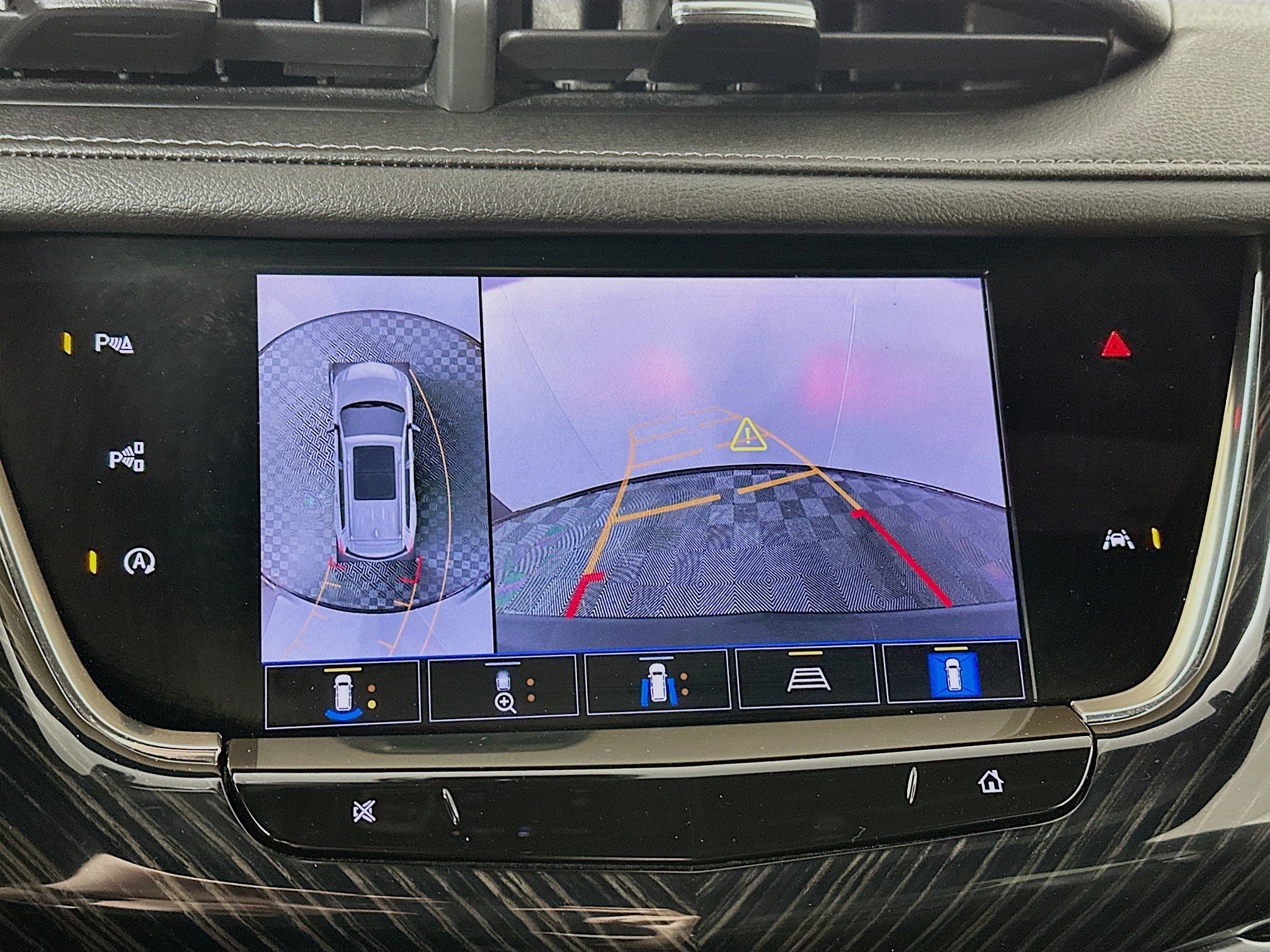 Used 2022 Cadillac XT6 Premium Luxury w/ Technology Package image 13