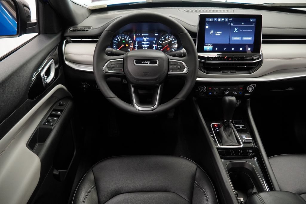 Certified 2026 Jeep Compass Limited AWD/4WD image 20