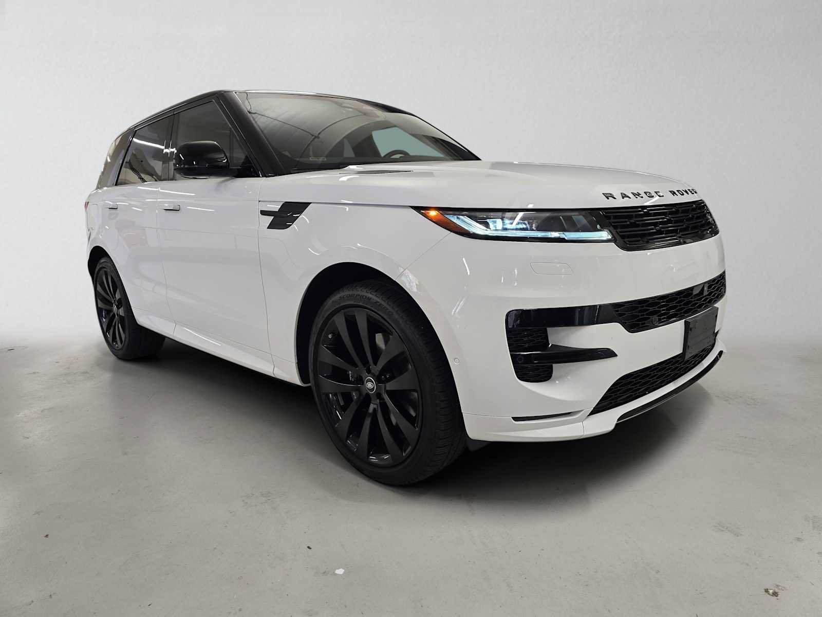 Used 2024 Land Rover Range Rover Sport Dynamic SE AWD/4WD image 7