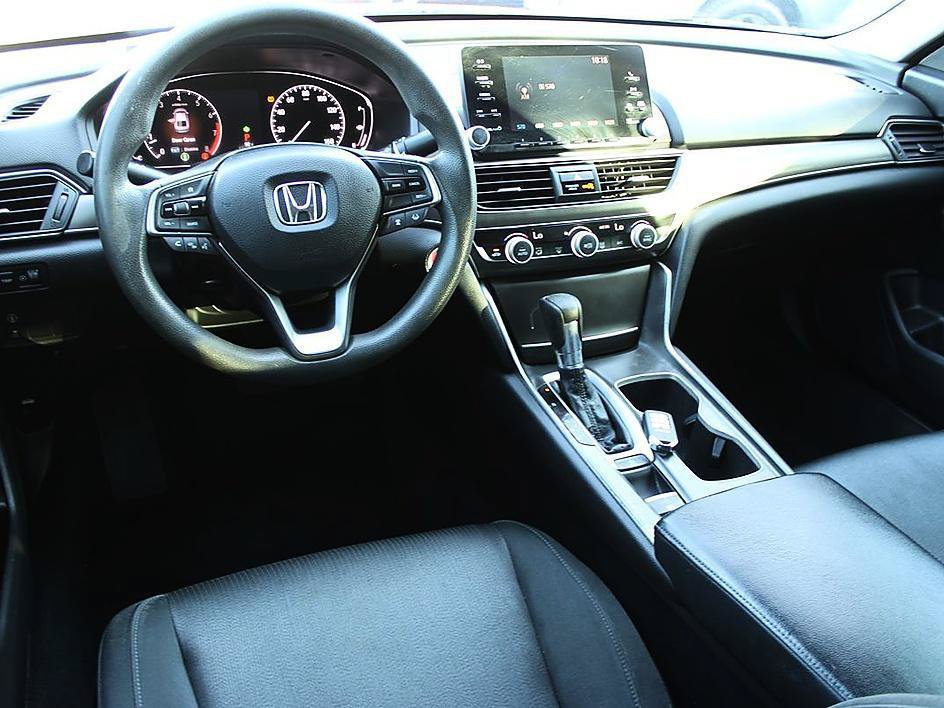 Used 2018 Honda Accord LX image 11
