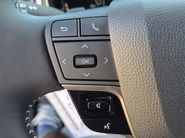 Used 2026 Toyota Camry SE w/ Convenience Package FWD image 23