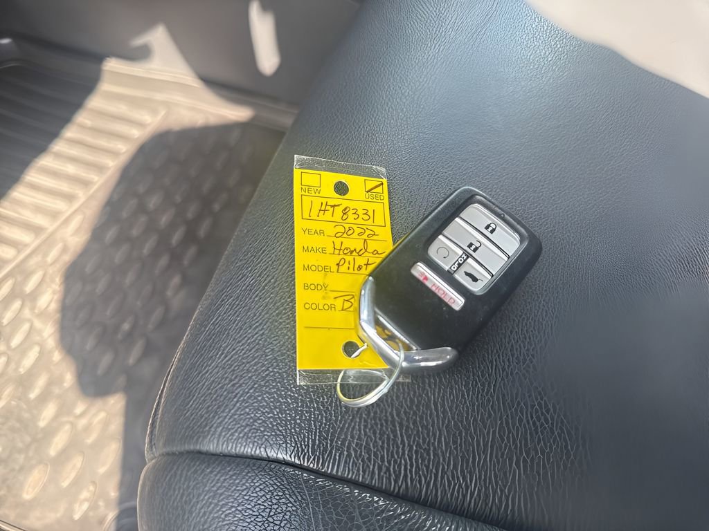 Used 2022 Honda Pilot Touring image 39