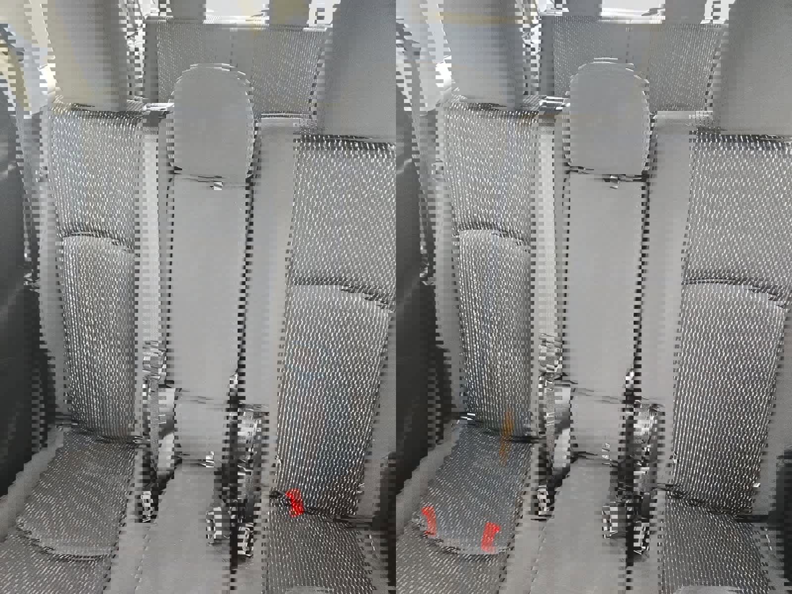 Used 2018 Dodge Journey SE w/ Popular Equipment Group image 13