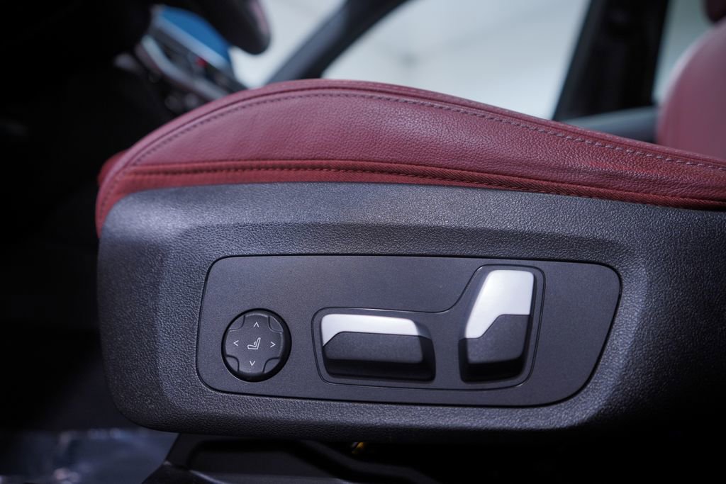 Used 2023 BMW X3 sDrive30i w/ Convenience Package image 18