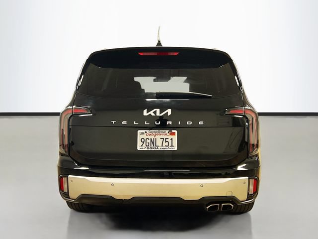 Certified 2023 Kia Telluride EX w/ EX Captain's Chair Package FWD image 6
