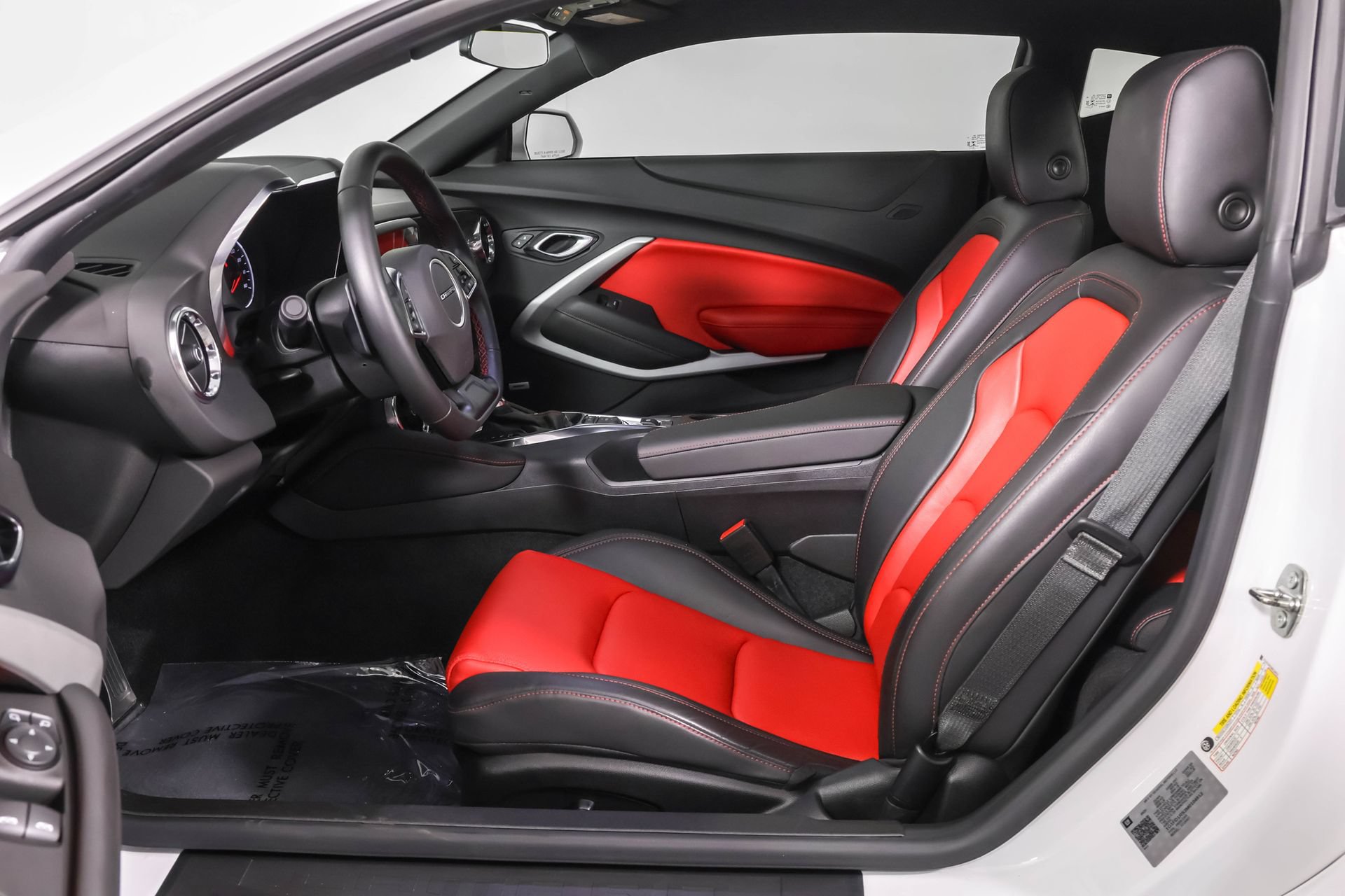 Used 2021 Chevrolet Camaro LT w/ RS Package RWD image 7