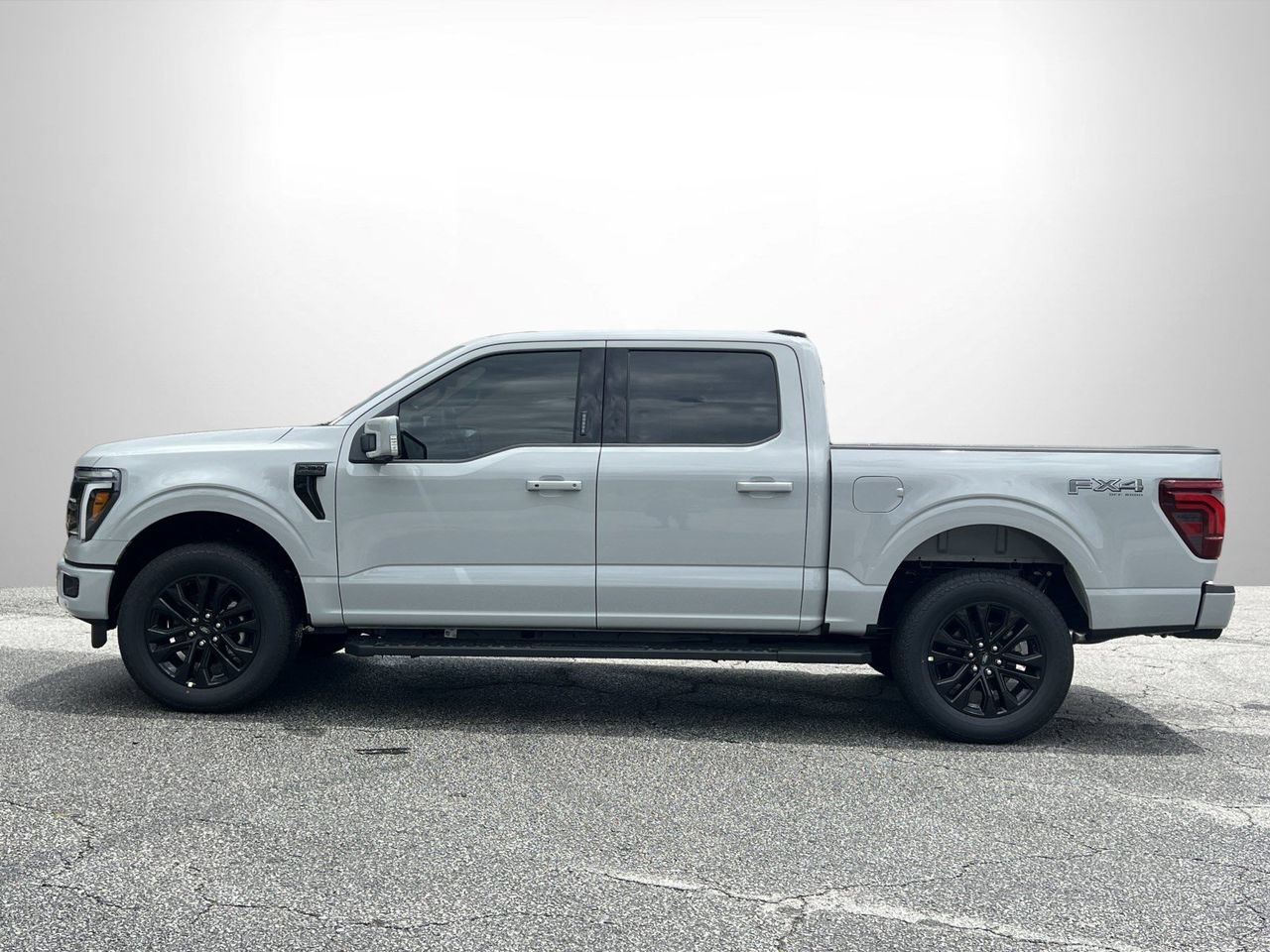 New 2026 Ford F150 Lariat w/ Equipment Group 501A Mid AWD/4WD image 24