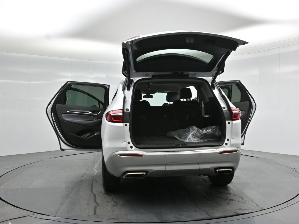 Used 2020 Buick Enclave Essence w/ LPO, Floor Liner Package FWD image 32