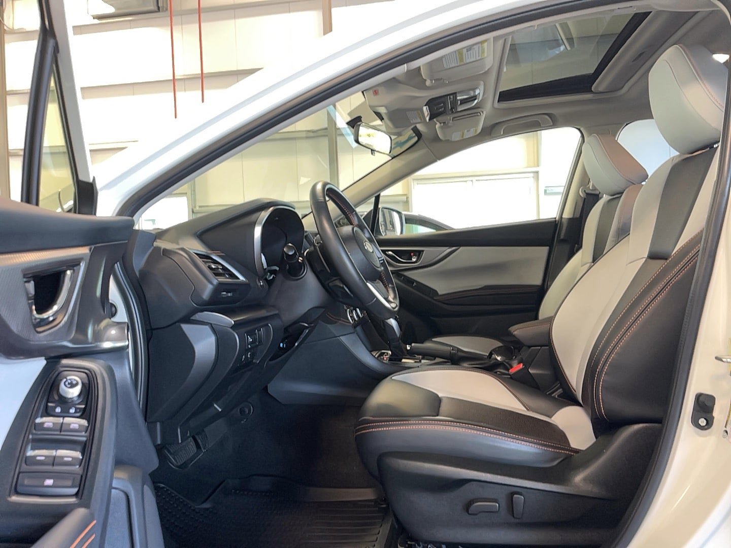 Used 2023 Subaru Crosstrek 2.5i Limited AWD/4WD image 5