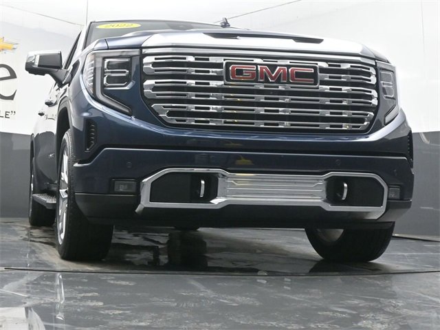 Used 2022 GMC Sierra 1500 Denali image 3
