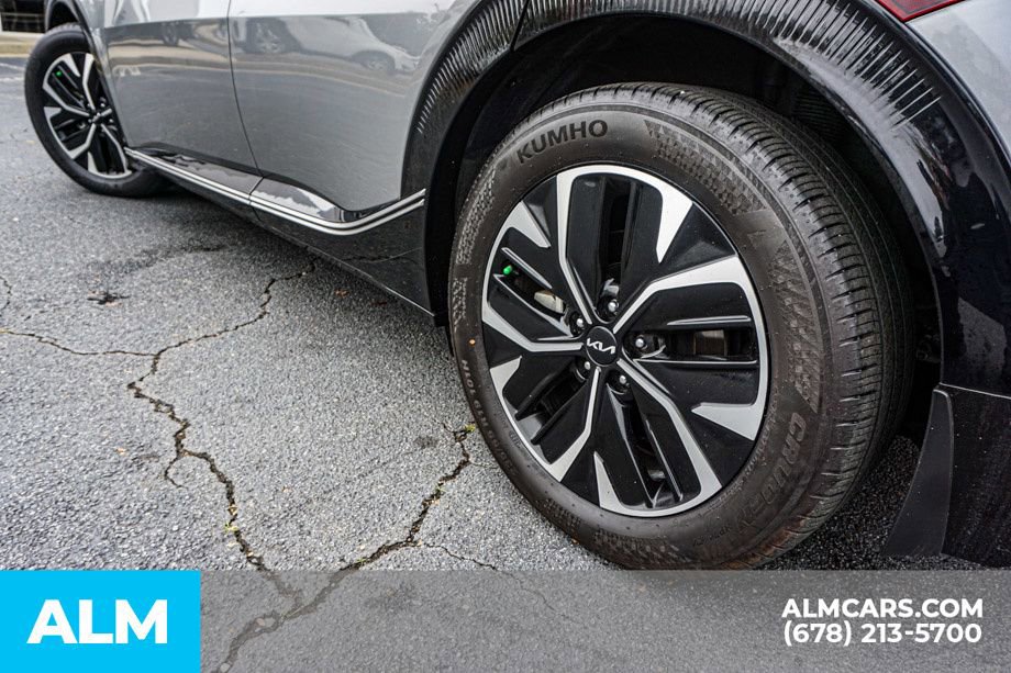 Used 2023 Kia EV6 Wind image 16