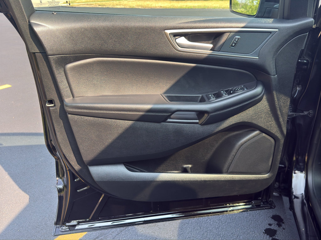 Used 2024 Ford Edge SEL w/ Convenience Package AWD/4WD image 28