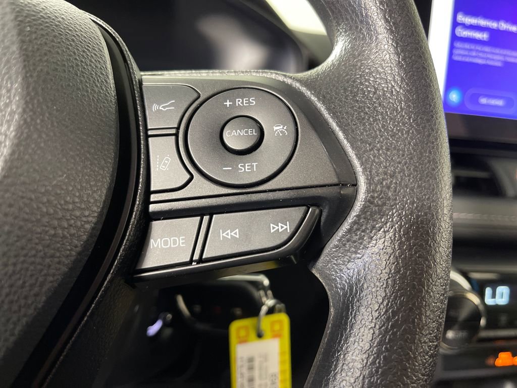 Certified 2025 Toyota RAV4 LE AWD/4WD image 27