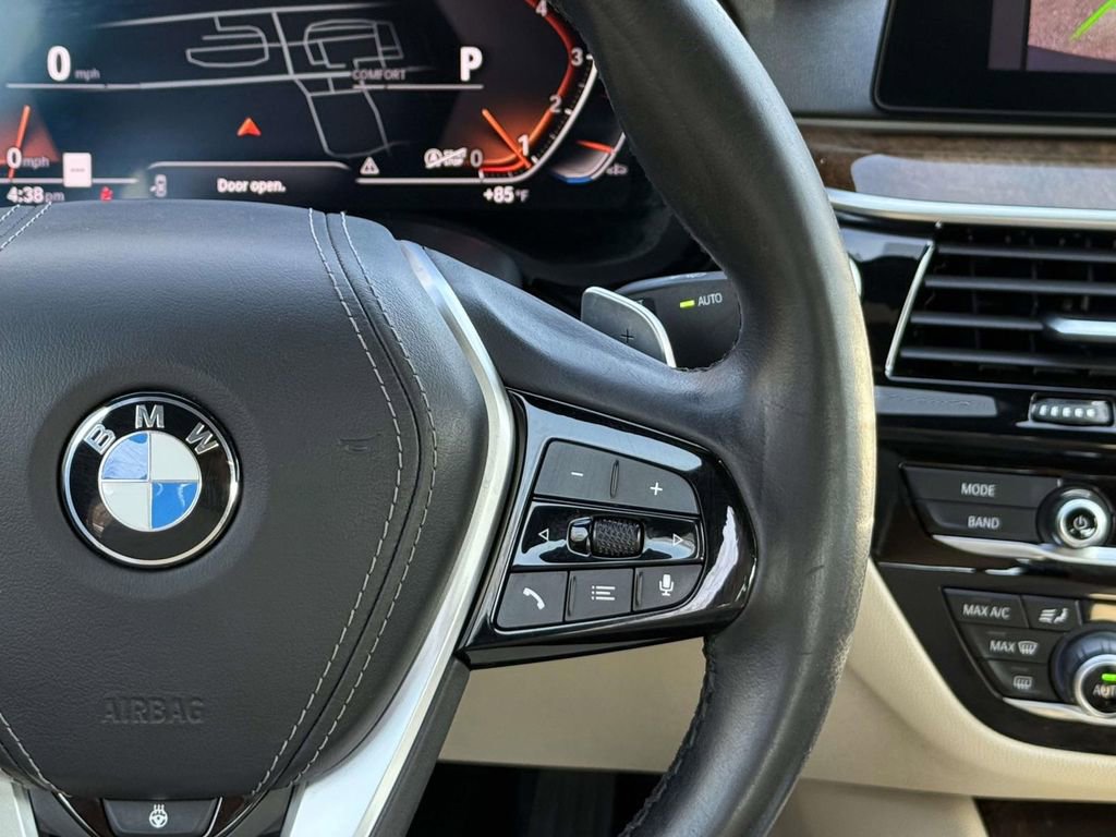 Used 2020 BMW 530i xDrive w/ Convenience Package image 20