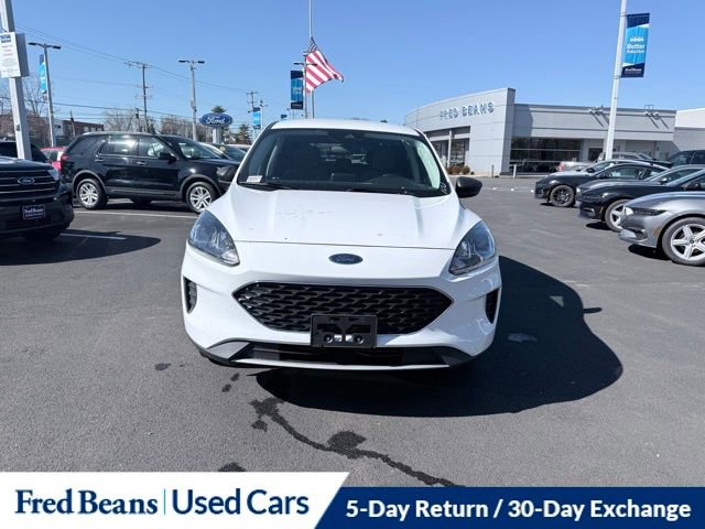 Certified 2022 Ford Escape SE w/ Convenience Package AWD/4WD image 2