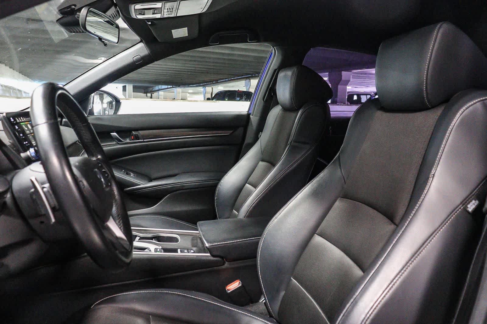Used 2018 Honda Accord Sport image 18