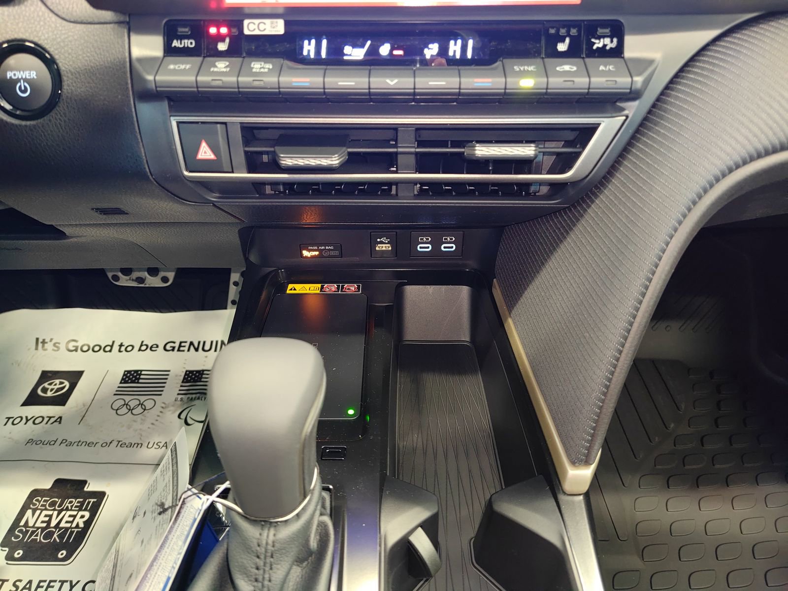 New 2026 Toyota Camry SE w/ Convenience Package image 25