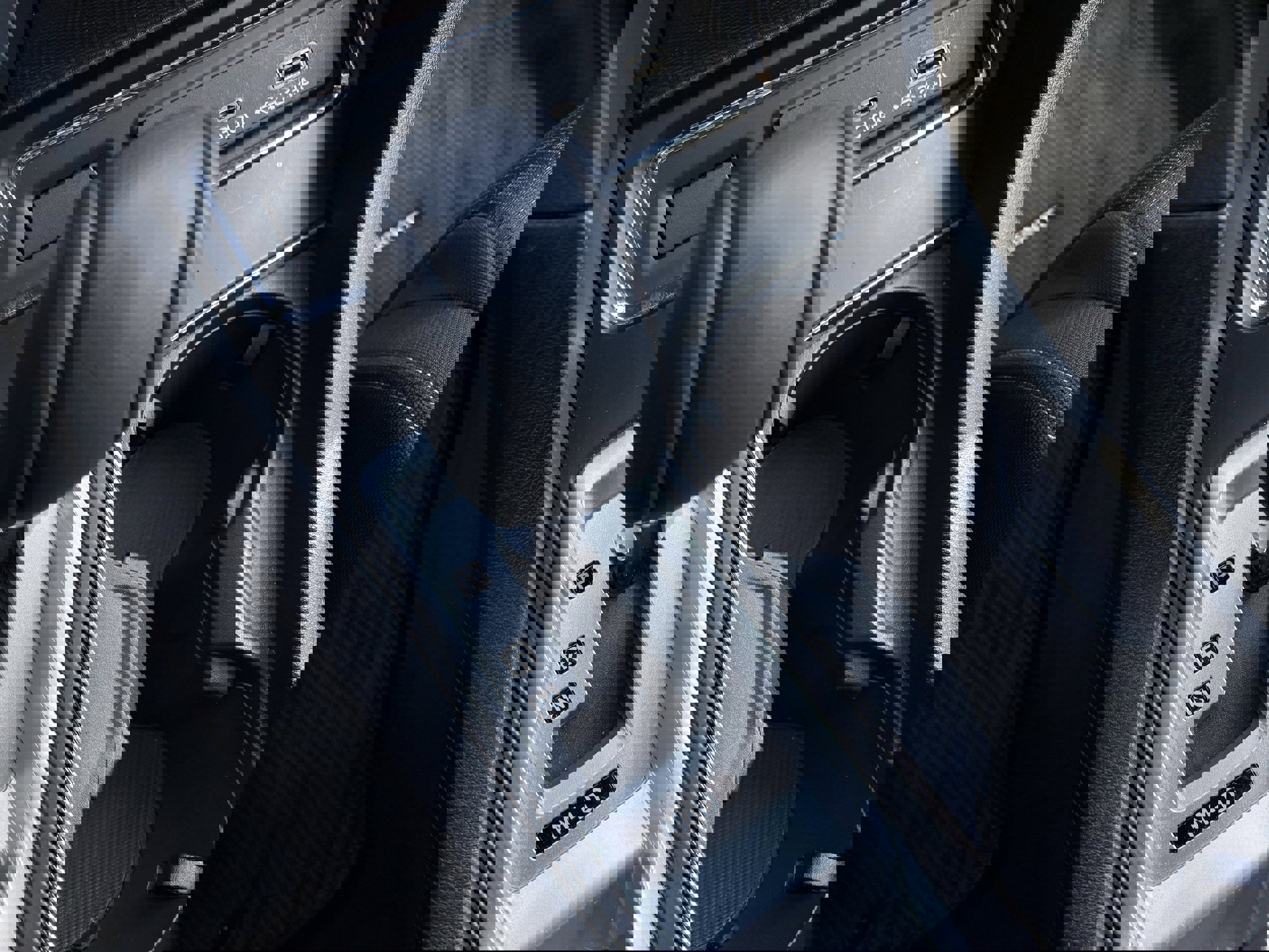 Used 2025 Subaru Ascent Premium image 20