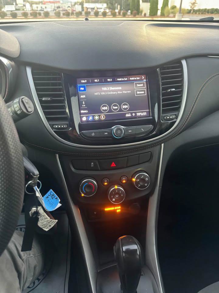 Used 2020 Chevrolet Trax LS w/ Tint and Cruise Package image 9