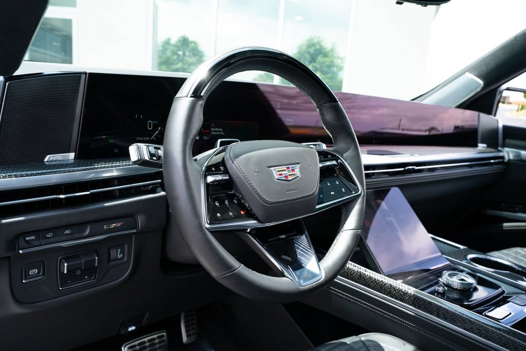 Used 2025 Cadillac Escalade V AWD/4WD image 26