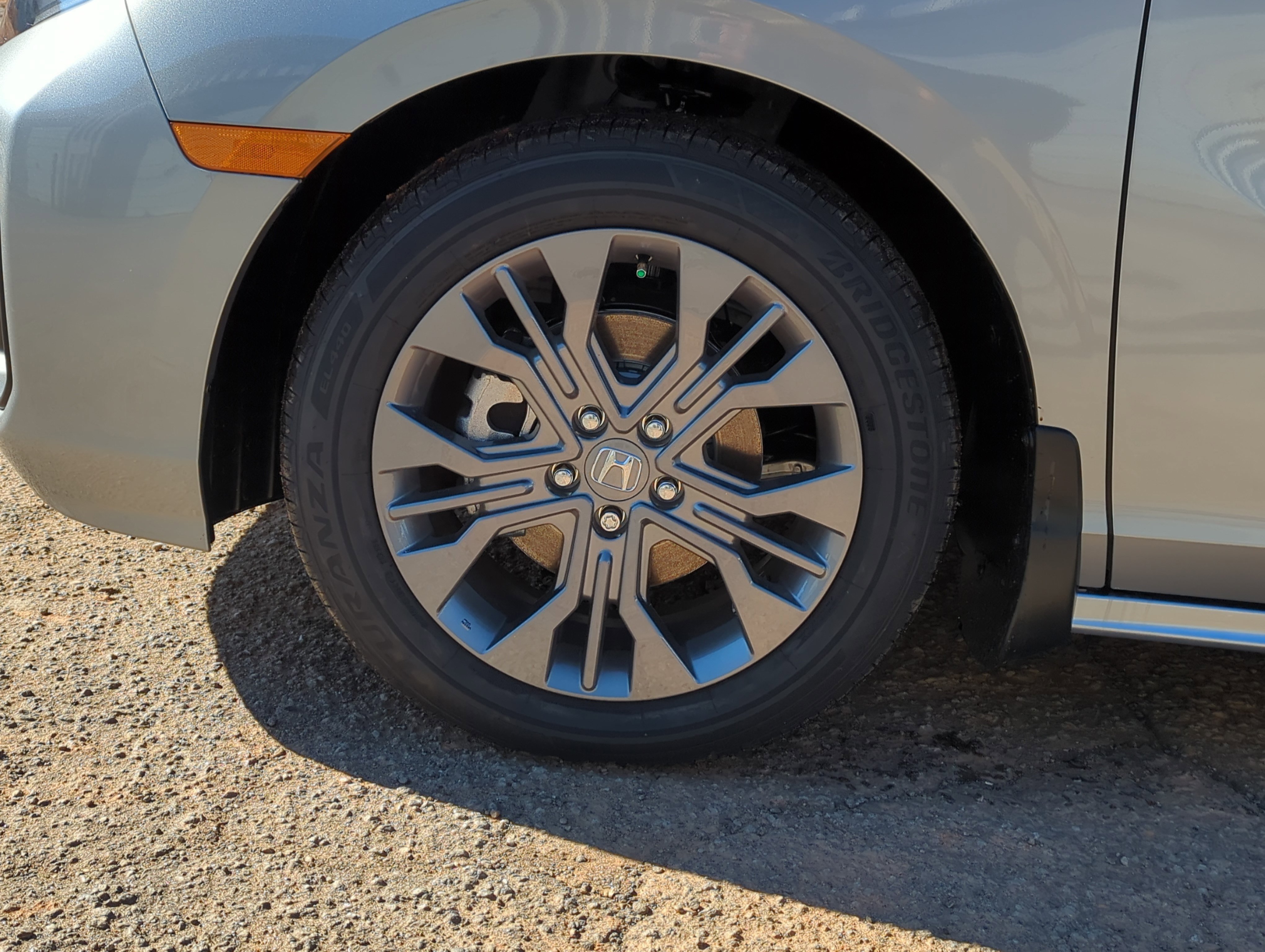 New 2026 Honda Odyssey Touring image 14